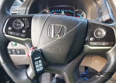 2019 Honda Pilot Elite z USA, uszkodzony, nr VIN 5FNYF6H03KB071156